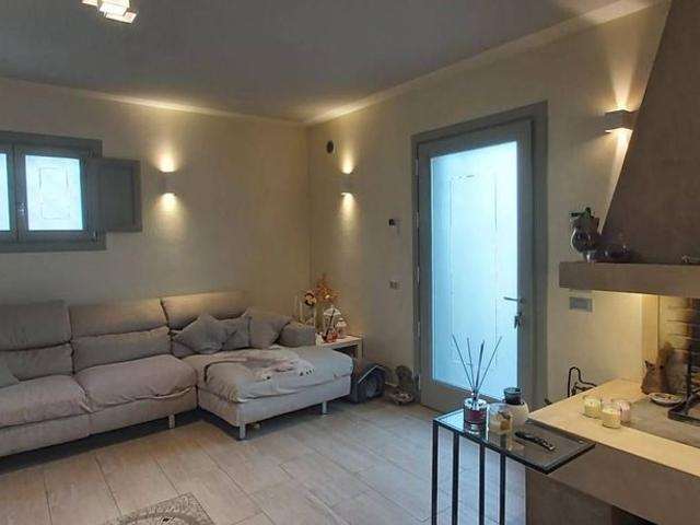 Prestigiosa Villetta a Schiera in vendita Viale Aldo Moro, Poggio a Caiano, Prato, Toscana
