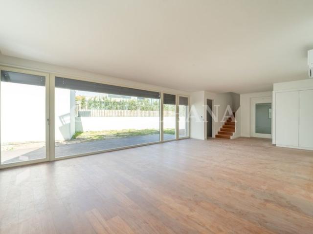 Prestigiosa casa à venda Porto Leca da Palmeira, Matosinhos, Porto