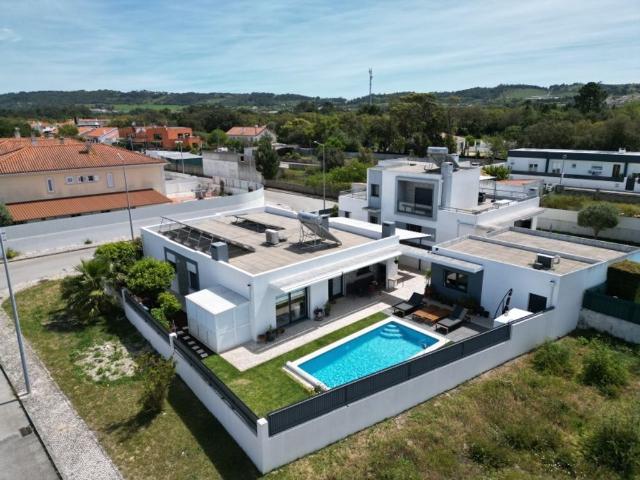 Prestigiosa casa de 143 m² à venda Setúbal