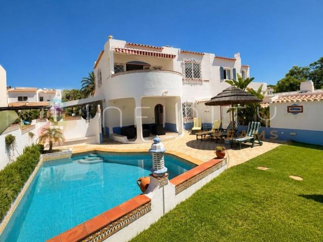 Prestigiosa casa de 150 m² à venda Vilamoura, Loulé, Faro
