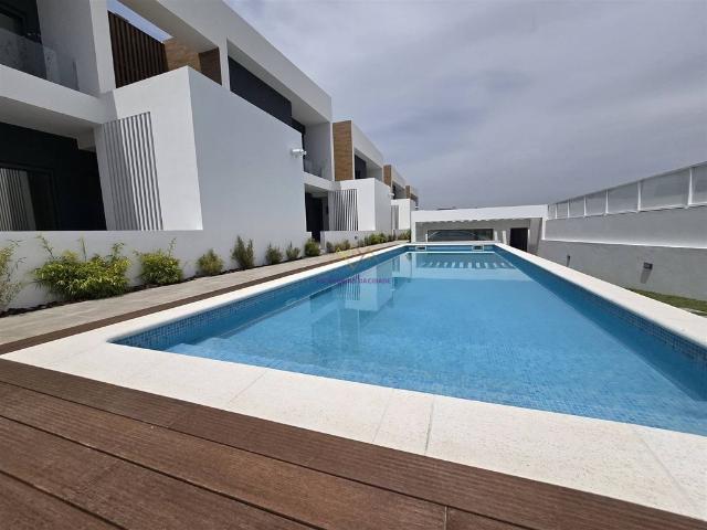 Prestigiosa casa de 159 m² à venda Loures, Lisboa