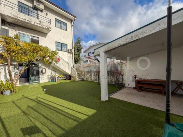 Prestigiosa casa de 170 m² à venda Gondomar, Porto