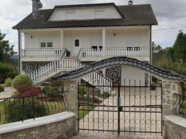 Prestigiosa casa de 170 m² à venda Fragoso, Braga