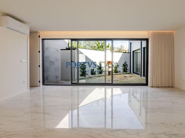 Prestigiosa casa de 170 m² à venda Matosinhos, Portugal