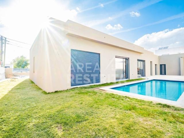 Prestigiosa casa de 170 m² à venda Setúbal