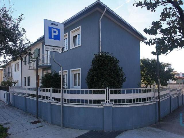 Prestigiosa casa de 170 m² à venda Porto