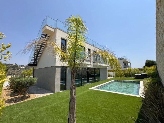 Prestigiosa casa de 180 m² à venda Albufeira e Olhos de Água, Portugal