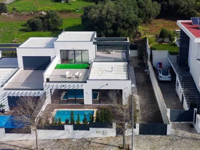 Prestigiosa casa de 185 m² à venda S.Maria e S.Miguel, S.Martinho, S.Pedro Penaferrim, Sintra, Lisboa