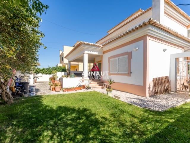 Prestigiosa casa de 198 m² à venda Bemposta, Portimão, Faro