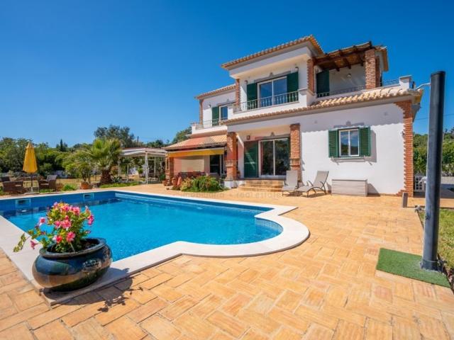 Prestigiosa casa de 199 m² à venda Poco Novo, Loulé, Faro