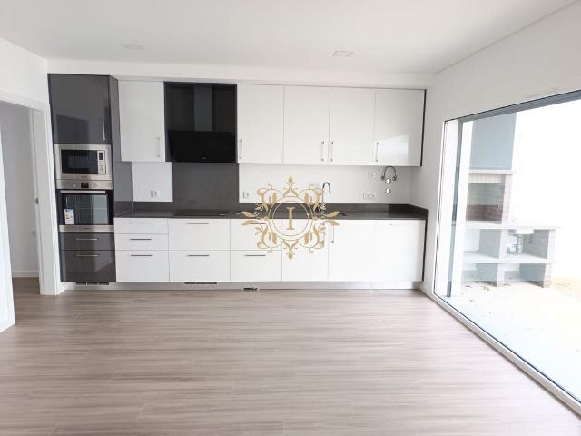 Prestigiosa casa de 115 m² à venda Seixal, Setúbal