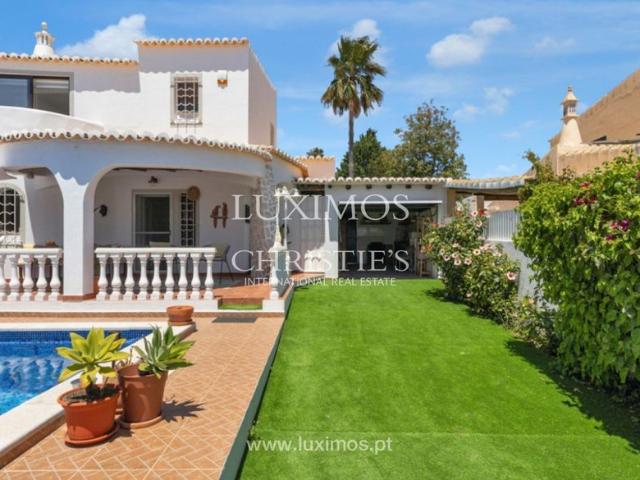 Prestigiosa casa de 240 m² à venda Lagoa e Carvoeiro, Portugal
