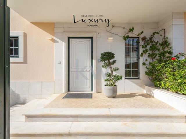 Prestigiosa casa de 242 m² à venda Cascais e Estoril, Portugal