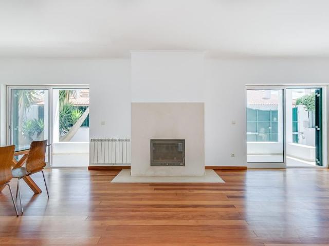 Prestigiosa casa de 247 m² à venda Cascais, Lisboa
