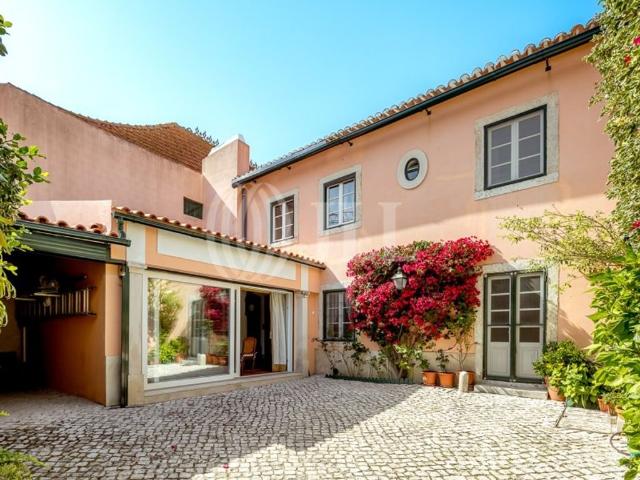 Prestigiosa casa de 252 m² à venda Centro, Lisboa