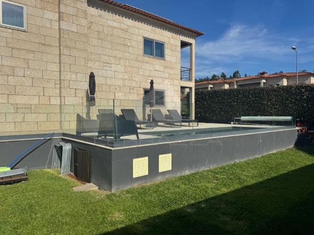 Prestigiosa casa de 265 m² à venda Vila Nova de Famalicão, Braga
