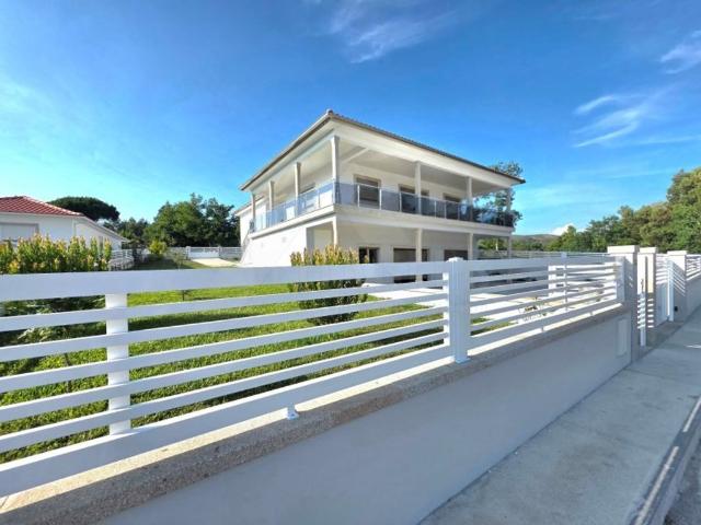 Prestigiosa casa de 269 m² à venda Paredes de Coura, Viana do Castelo