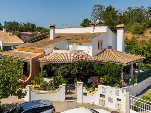 Prestigiosa casa de 273 m² à venda Setúbal
