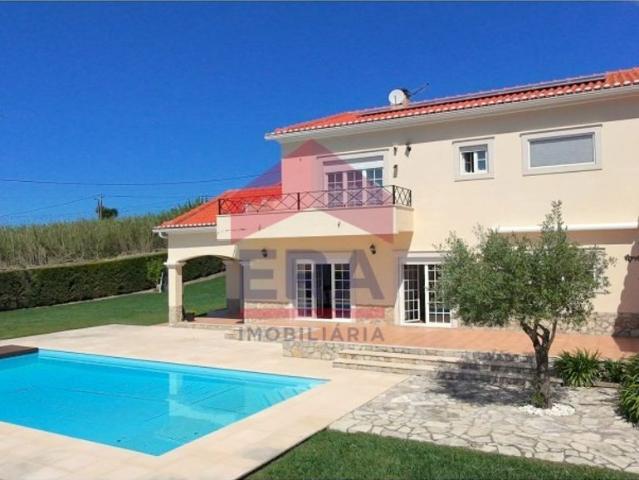 Prestigiosa casa de 270 m² à venda Lourinhã, Portugal