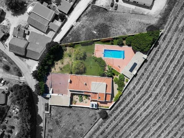 Prestigiosa casa de 295 m² à venda Caldas da Rainha, Leiria