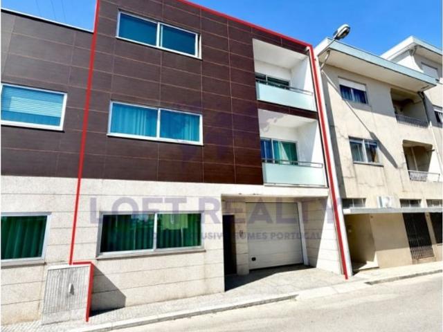 Prestigiosa casa de 296 m² à venda Maia, Portugal