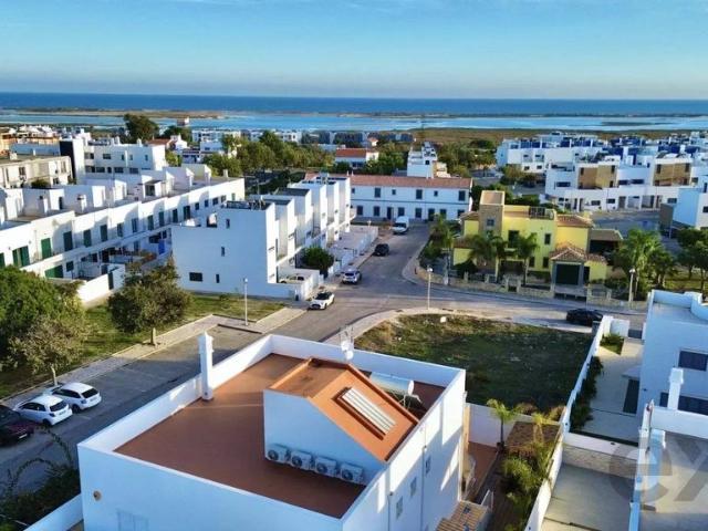 Prestigiosa casa de 299 m² à venda Moncarapacho e Fuzeta, Olhão, Faro
