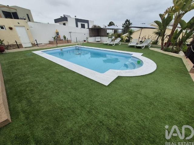 Prestigiosa casa de 203 m² à venda Fernao Ferro, Setúbal