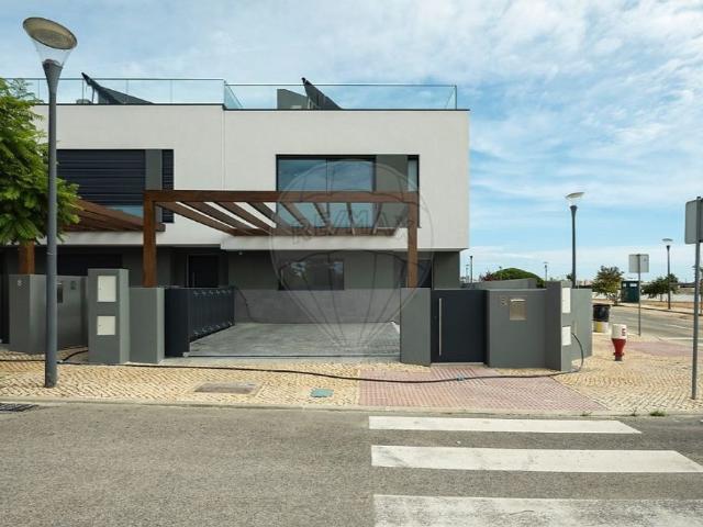 Prestigiosa casa de 207 m² à venda Faro
