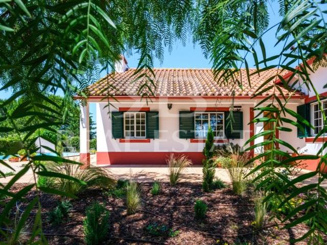 Prestigiosa casa de 208 m² à venda Santarém