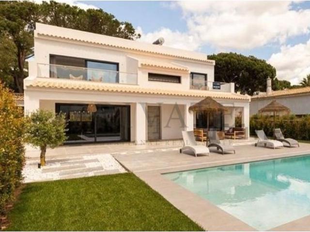 Prestigiosa casa de 215 m² à venda Vilamoura, Loulé, Faro