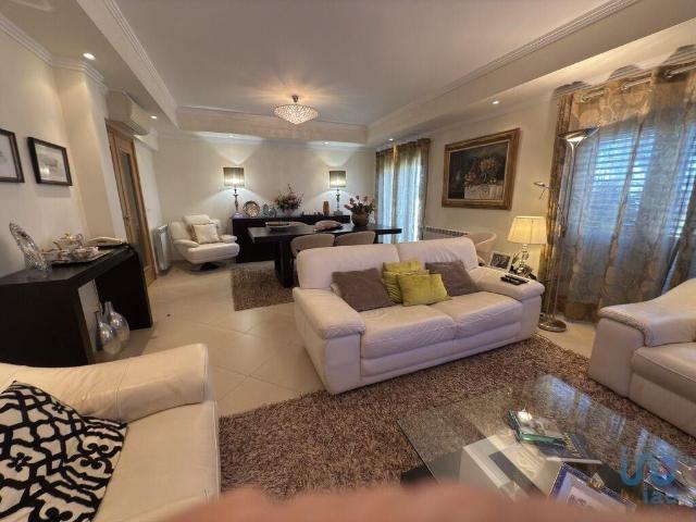 Prestigiosa casa de 216 m² à venda Seixal, Portugal