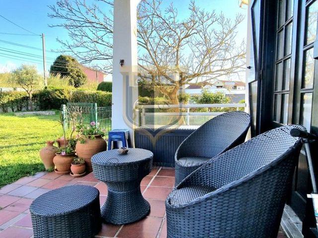 Prestigiosa casa de 220 m² à venda Torres Vedras, Lisboa