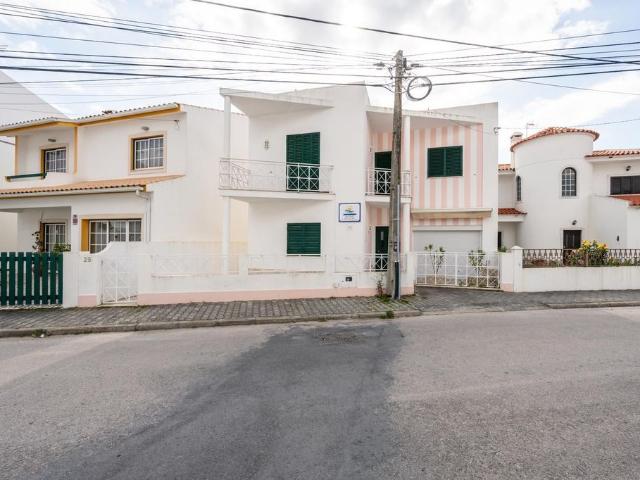 Prestigiosa casa de 231 m² à venda Grândola, Setúbal