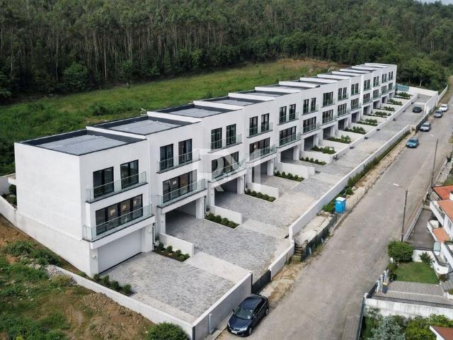 Prestigiosa casa de 340 m² à venda Valongo, Portugal