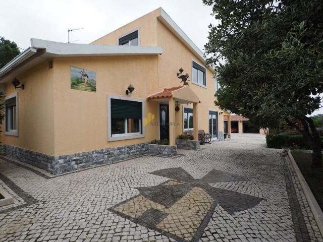 Prestigiosa casa de 347 m² à venda Sintra, Lisboa