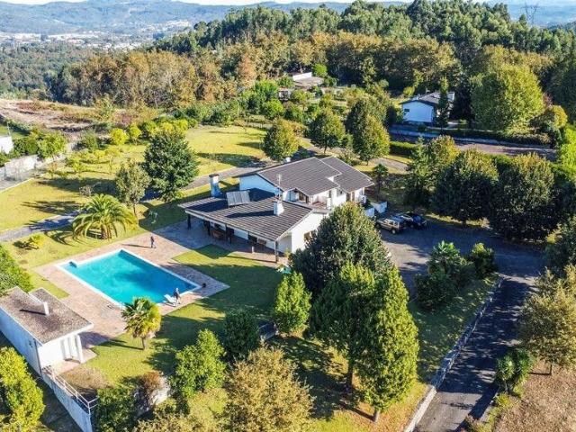 Prestigiosa casa de 366 m² à venda Ponte, Portugal