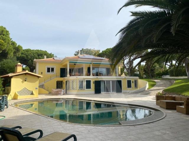 Prestigiosa casa de 316 m² à venda Fonte Santa, Loulé, Faro