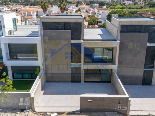 Prestigiosa casa de 320 m² à venda Faro