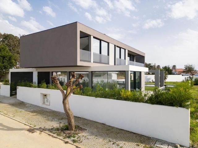 Prestigiosa casa de 332 m² à venda Sines, Setúbal
