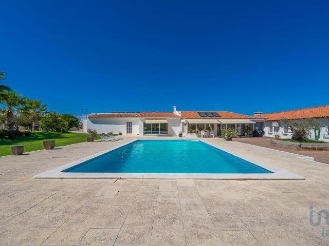 Prestigiosa casa de 332 m² à venda Pinhal Novo, Setúbal