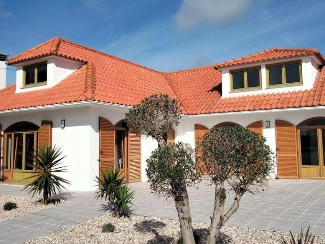 Prestigiosa casa de 406 m² à venda Nadadouro, Leiria