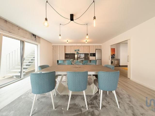 Prestigiosa casa de 421 m² à venda Nazaré, Portugal