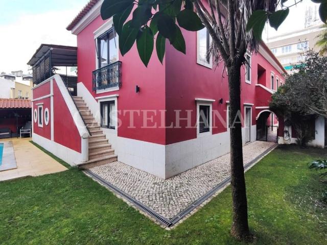 Prestigiosa casa de 550 m² à venda Estrela Lapa, Lisboa
