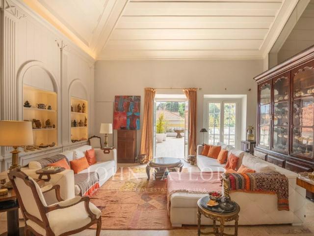 Prestigiosa casa de 562 m² à venda Cascais e Estoril, Cascais, Lisboa