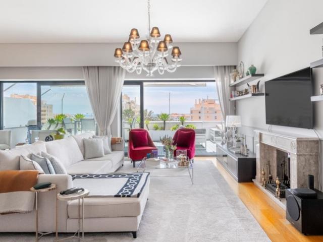 Prestigiosa casa de 501 m² à venda Cascais e Estoril, Cascais, Lisboa