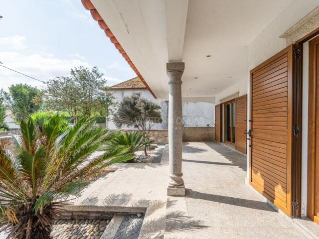 Prestigiosa casa de 537 m² à venda Trofa, Porto