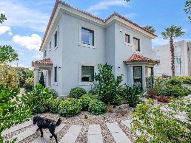 Prestigiosa casa de 640 m² à venda Lisboa, Portugal