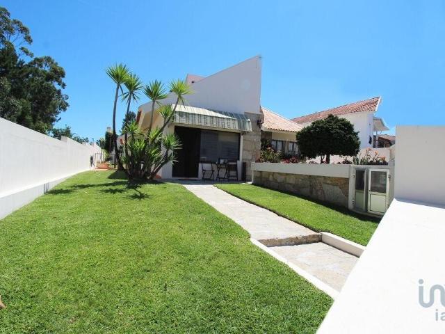 Prestigiosa casa de 619 m² à venda Espinho, Portugal