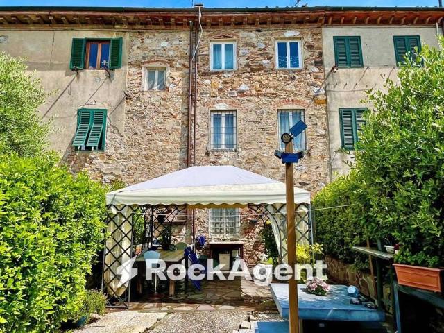 Prestigiosa casa di 180 mq in vendita Lucca, Toscana