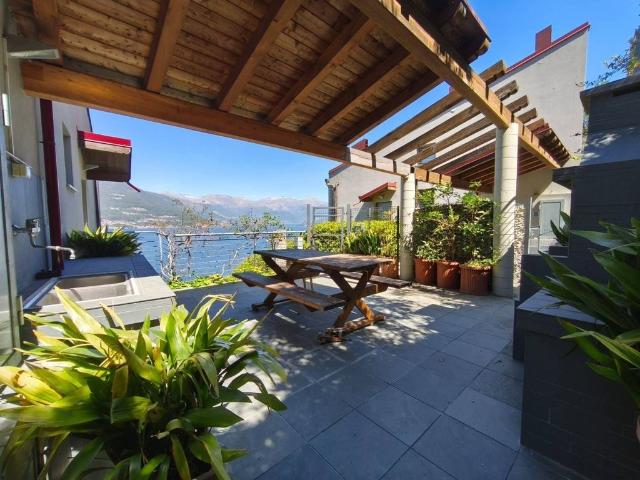 Prestigiosa casa di 100 mq in vendita Strada del Verde, Perledo, Lombardia